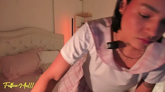 ninaa sky online show from November 2025 12:02:02 AM