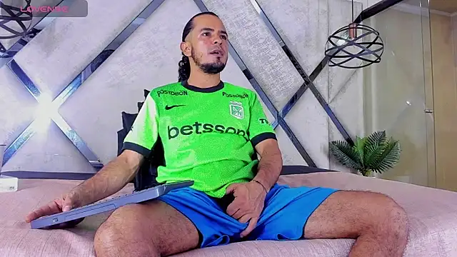 Snapshot of steffanxxll chatting on January 2026 04:17:02 AM steffanxxll online show from January 2026 04:17:02 AM