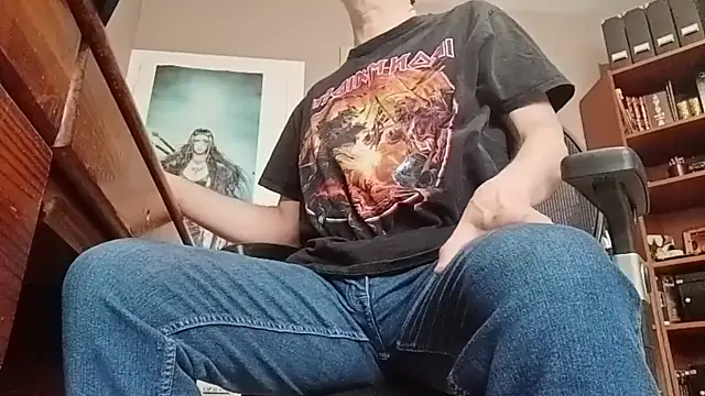 Snapshot of Mandra_is_a_whore chatting on October 2025 09:08:01 AM Mandra is a whore online show from October 2025 09:08:01 AM