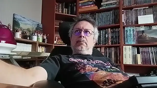 Snapshot of Mandra_is_a_whore chatting on October 2025 11:11:01 AM Mandra is a whore online show from October 2025 11:11:01 AM