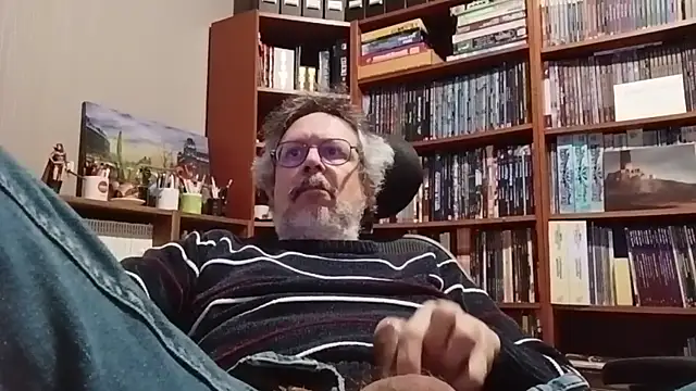 Snapshot of Mandra_is_a_whore chatting on November 2025 10:21:02 PM Mandra is a whore online show from November 2025 10:21:02 PM