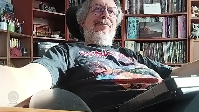 Snapshot of Mandra_is_a_whore chatting on November 2025 11:09:01 AM Mandra is a whore online show from November 2025 11:09:01 AM