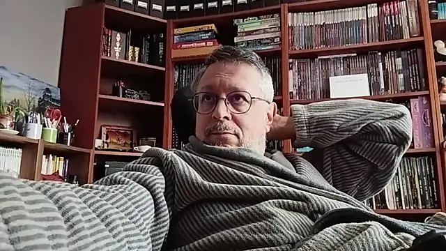 Snapshot of Mandra_is_a_whore chatting on November 2025 10:25:02 AM Mandra is a whore online show from November 2025 10:25:02 AM