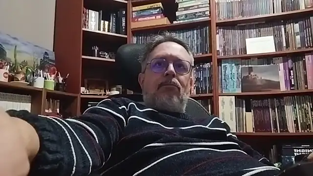 Snapshot of Mandra_is_a_whore chatting on December 2025 10:27:02 PM Mandra is a whore online show from December 2025 10:27:02 PM