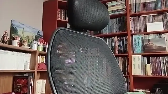 Snapshot of Mandra_is_a_whore chatting on December 2025 12:43:01 PM Mandra is a whore online show from December 2025 12:43:01 PM