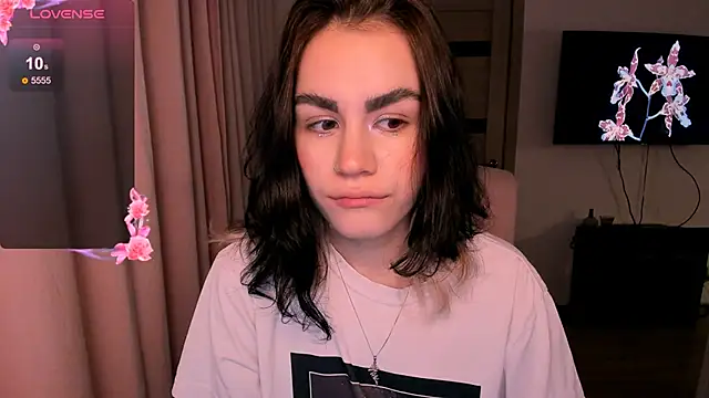 Snapshot of _selectrra chatting on December 2024 02:26:02 PM  selectrra online show from December 2024 02:26:02 PM