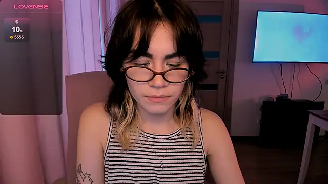 Snapshot of _selectrra chatting on January 2025 11:10:02 AM  selectrra online show from January 2025 11:10:02 AM