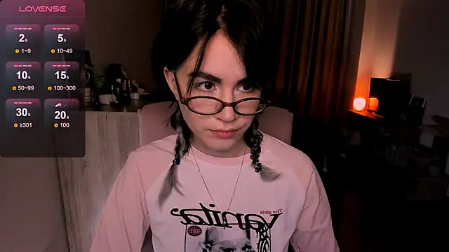 Snapshot of _selectrra chatting on February 2025 12:11:01 PM  selectrra online show from February 2025 12:11:01 PM