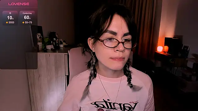 Snapshot of _selectrra chatting on February 2025 03:16:01 PM  selectrra online show from February 2025 03:16:01 PM