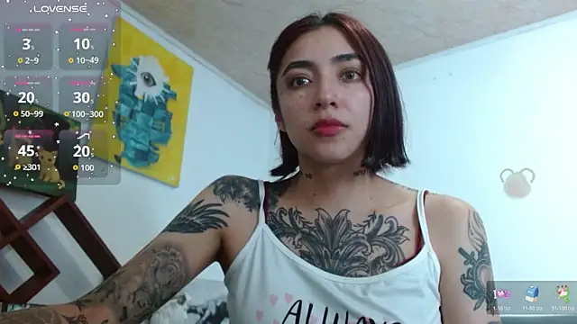 Snapshot of ZoeBakers_ chatting on October 2025 12:13:01 AM ZoeBakers online show from October 2025 12:13:01 AM