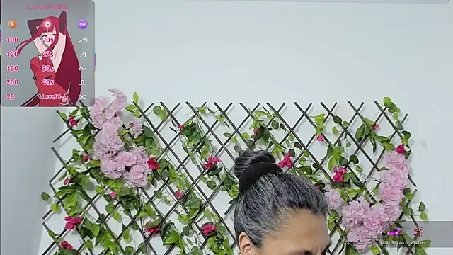 Snapshot of merlyna_goldens chatting on November 2025 12:35:01 AM merlyna goldens online show from November 2025 12:35:01 AM