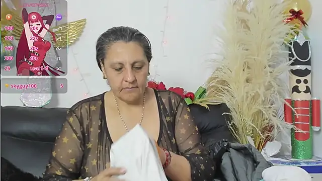 Snapshot of merlyna_goldens chatting on December 2025 12:05:02 AM merlyna goldens online show from December 2025 12:05:02 AM