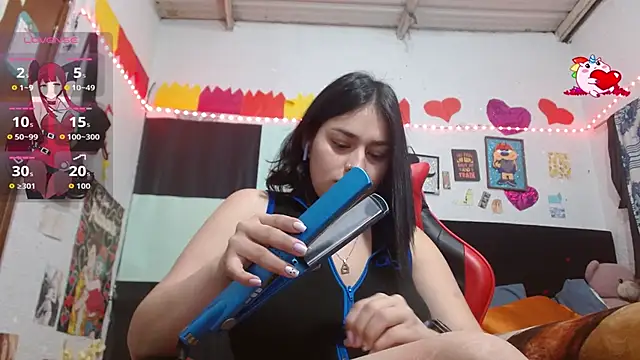 Snapshot of Saray_extrovert_ chatting on February 2026 03:56:01 AM Saray extrovert online show from February 2026 03:56:01 AM