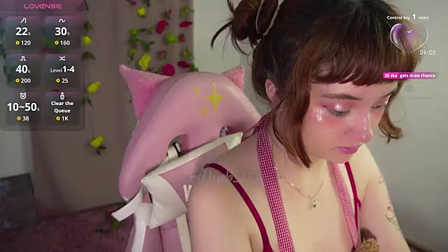 Snapshot of molly_russell chatting on October 2025 10:04:01 PM molly russell online show from October 2025 10:04:01 PM