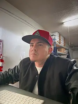 PeterGrandee online show from December 2024 05:55:01 PM