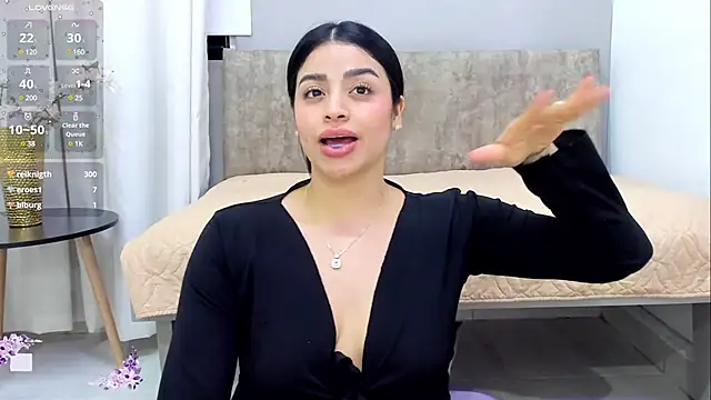 Snapshot of Paula_Desousa chatting on February 2025 01:56:01 AM Paula Desousa online show from February 2025 01:56:01 AM