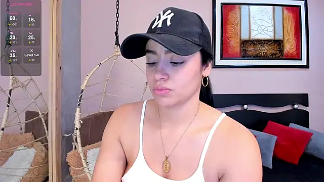 Snapshot of Paula_Desousa chatting on September 2025 07:35:01 PM Paula Desousa online show from September 2025 07:35:01 PM