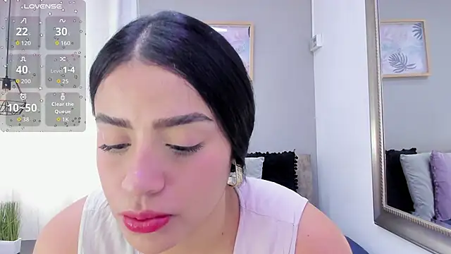 Snapshot of Paula_Desousa chatting on September 2025 06:07:01 PM Paula Desousa online show from September 2025 06:07:01 PM