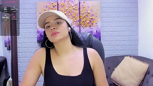 Snapshot of Paula_Desousa chatting on October 2025 07:32:01 PM Paula Desousa online show from October 2025 07:32:01 PM