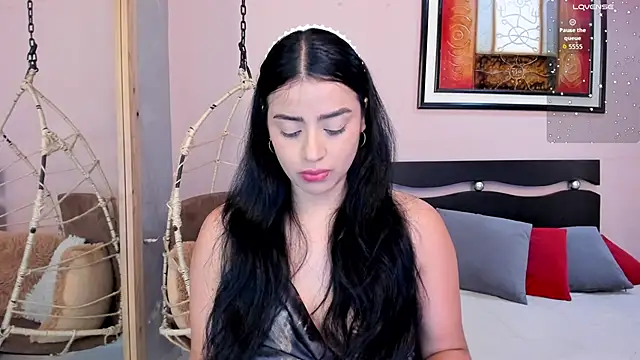 Snapshot of Paula_Desousa chatting on November 2025 07:37:01 PM Paula Desousa online show from November 2025 07:37:01 PM