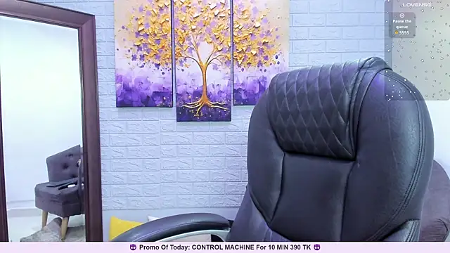 Snapshot of Paula_Desousa chatting on November 2025 07:36:01 PM Paula Desousa online show from November 2025 07:36:01 PM