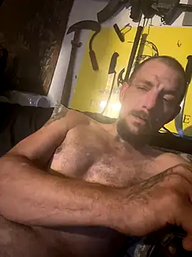 Snapshot of 420rickie420 chatting on December 2024 09:02:02 AM 420rickie420 online show from December 2024 09:02:02 AM