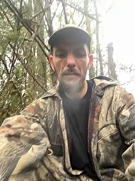 Snapshot of 420rickie420 chatting on December 2024 03:42:02 PM 420rickie420 online show from December 2024 03:42:02 PM