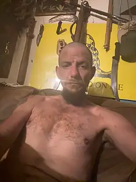 Snapshot of 420rickie420 chatting on March 2025 03:42:01 AM 420rickie420 online show from March 2025 03:42:01 AM