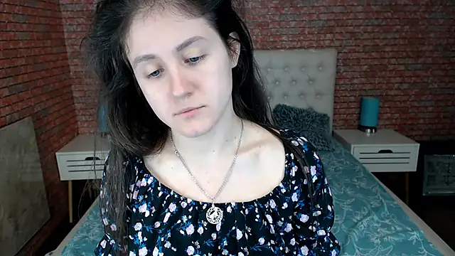 Holliy Cooper online show from March 2025 07:55:02 AM