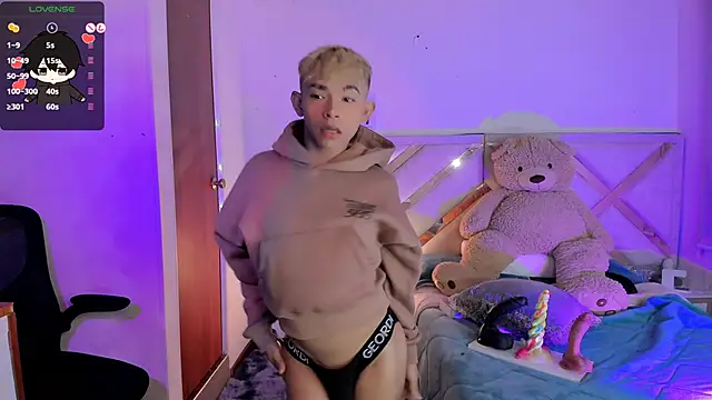 Snapshot of Austin_connor_ chatting on December 2024 09:53:02 AM Austin connor online show from December 2024 09:53:02 AM