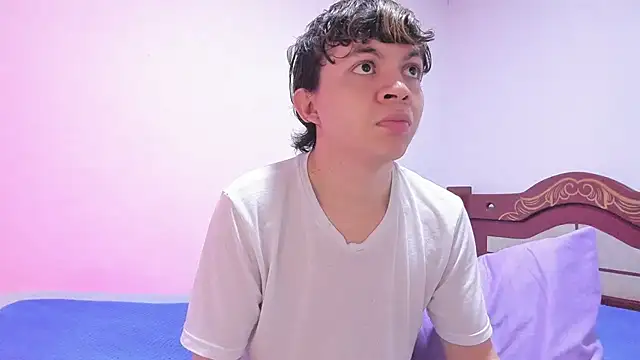 Snapshot of Lucaas_King chatting on December 2024 01:22:02 PM Lucaas King online show from December 2024 01:22:02 PM