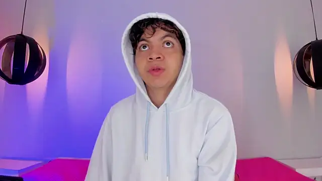 Snapshot of Lucaas_King chatting on January 2025 11:25:01 AM Lucaas King online show from January 2025 11:25:01 AM