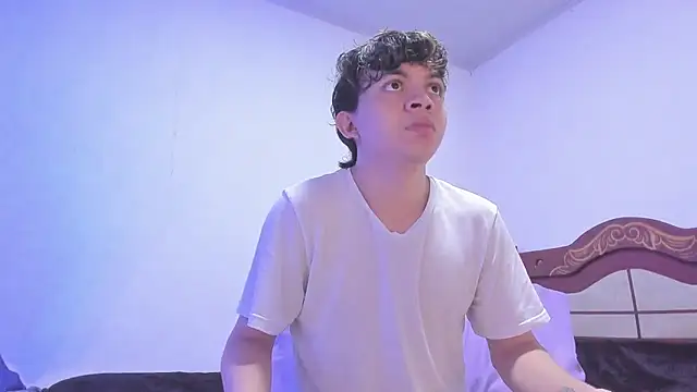 Snapshot of Lucaas_King chatting on January 2025 11:58:02 AM Lucaas King online show from January 2025 11:58:02 AM