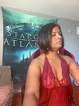 Snapshot of RoseMelanie chatting on May 2026 06:40:01 AM RoseMelanie online show from May 2026 06:40:01 AM