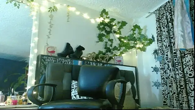 DULCE ZOE online show from March 2025 04:14:01 AM