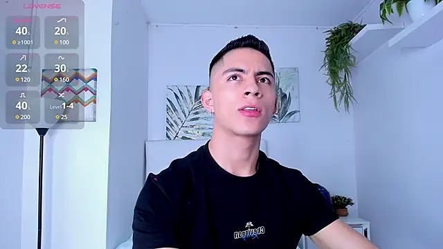 Snapshot of Matty_Adams chatting on March 2025 04:10:01 PM Matty Adams online show from March 2025 04:10:01 PM