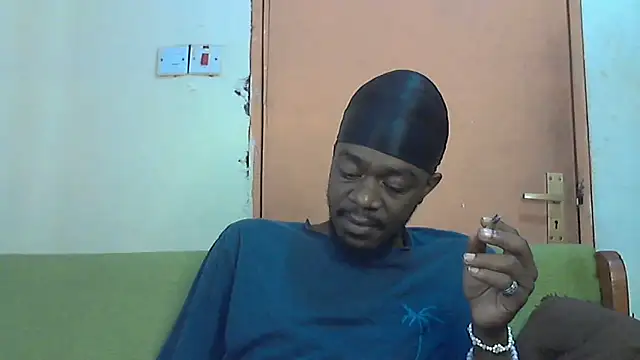 BIGDICKMULLAH online show from October 2025 04:38:01 AM