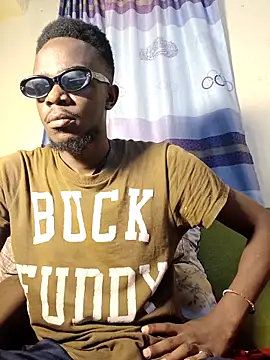 BIGDICKMULLAH online show from February 2026 04:40:02 PM