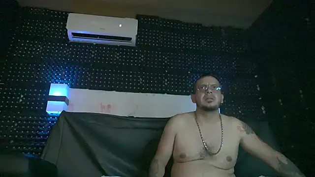 Snapshot of Dulce_yors chatting on December 2024 12:40:02 AM Dulce yors online show from December 2024 12:40:02 AM