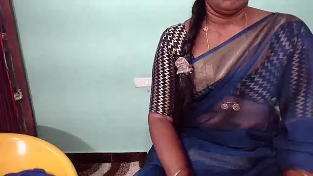 shrutitelugu69 online show from December 2025 10:11:02 AM