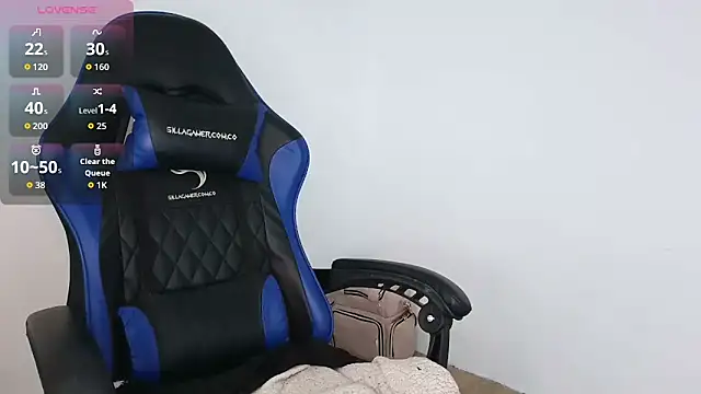 Snapshot of northly chatting on December 2025 02:01:02 PM northly online show from December 2025 02:01:02 PM