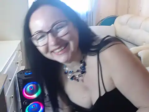 Alma44 online show from February 2026 08:41:01 AM