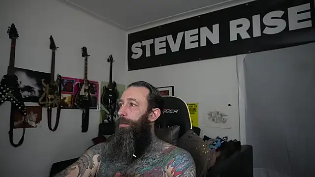 Snapshot of StevenRiseNYC chatting on June 2026 12:38:02 PM StevenRiseNYC online show from June 2026 12:38:02 PM