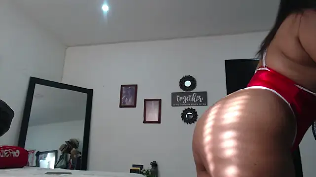 BombasticASSXXX online show from May 2026 09:20:01 PM