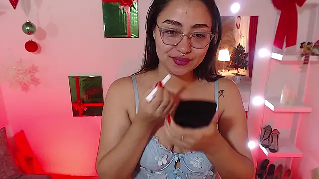  Kim  M online show from December 2025 01:09:01 PM