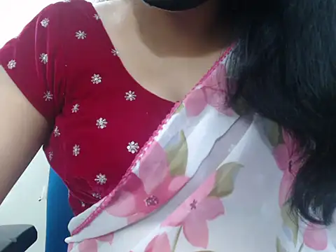 Lovely Siri 23 online show from January 2026 11:52:01 PM