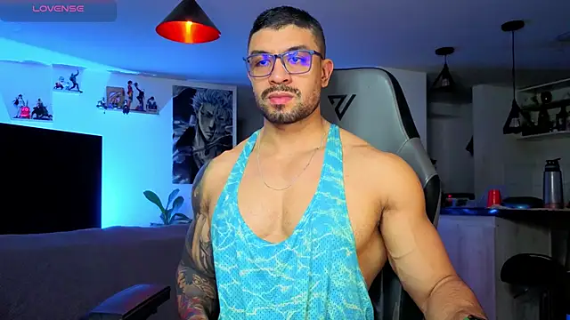 Snapshot of Michael_Diamond chatting on June 2026 02:32:02 AM Michael Diamond online show from June 2026 02:32:02 AM