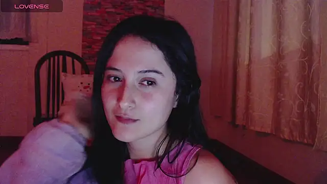 Snapshot of AlissonnFoxx chatting on December 2024 03:38:02 AM AlissonnFoxx online show from December 2024 03:38:02 AM