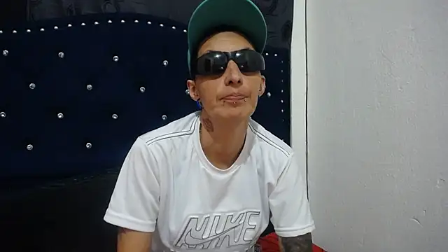 Snapshot of anyu1306 chatting on December 2024 05:53:02 AM anyu1306 online show from December 2024 05:53:02 AM