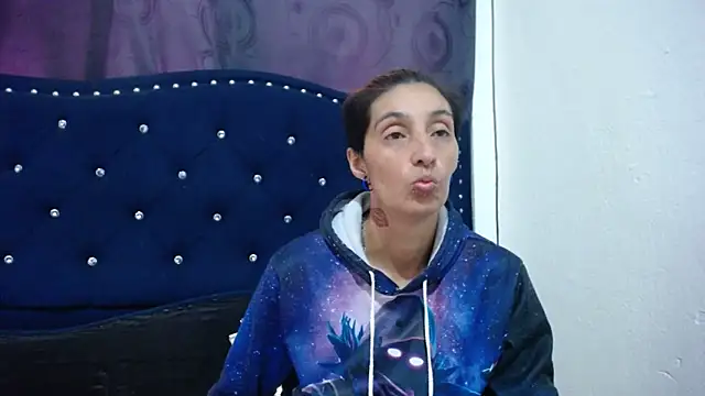 Snapshot of anyu1306 chatting on January 2025 05:41:01 PM anyu1306 online show from January 2025 05:41:01 PM